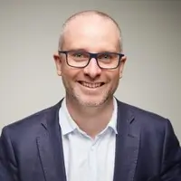  Brett Melville